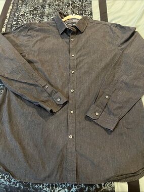 American Eagle Outfitters Charcoal Gray Button-Down Shirt